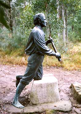 Matthew Flinders bronze sculpture side view